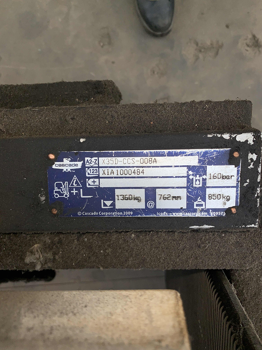 二手卡斯卡特D系列六支点纸箱夹 单独侧移 双臂摆动X35D-CCS-008A